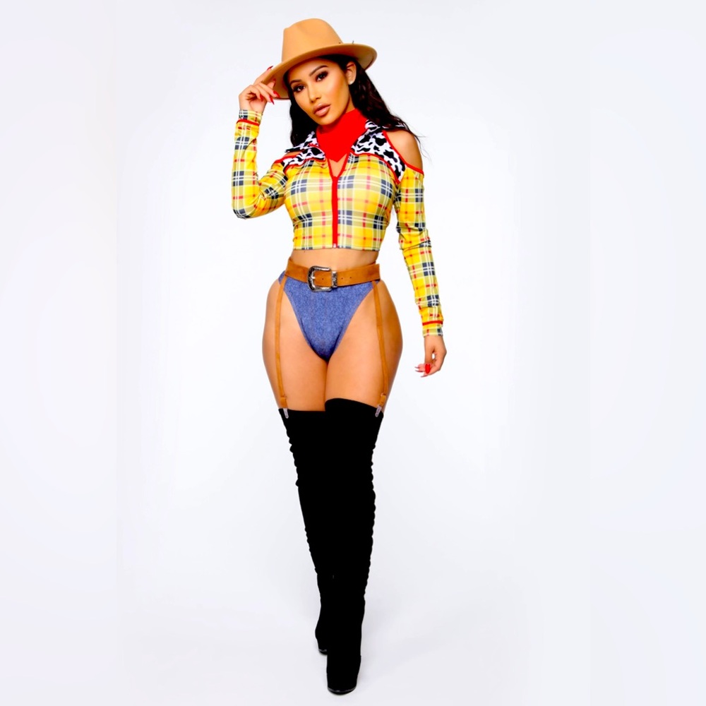 Jesse/woody costume